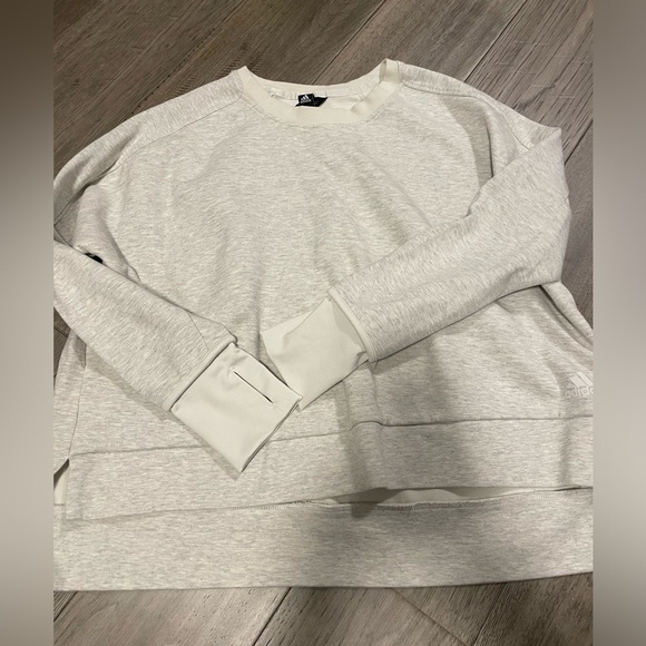 Adidas size medium new - Picture 1 of 5